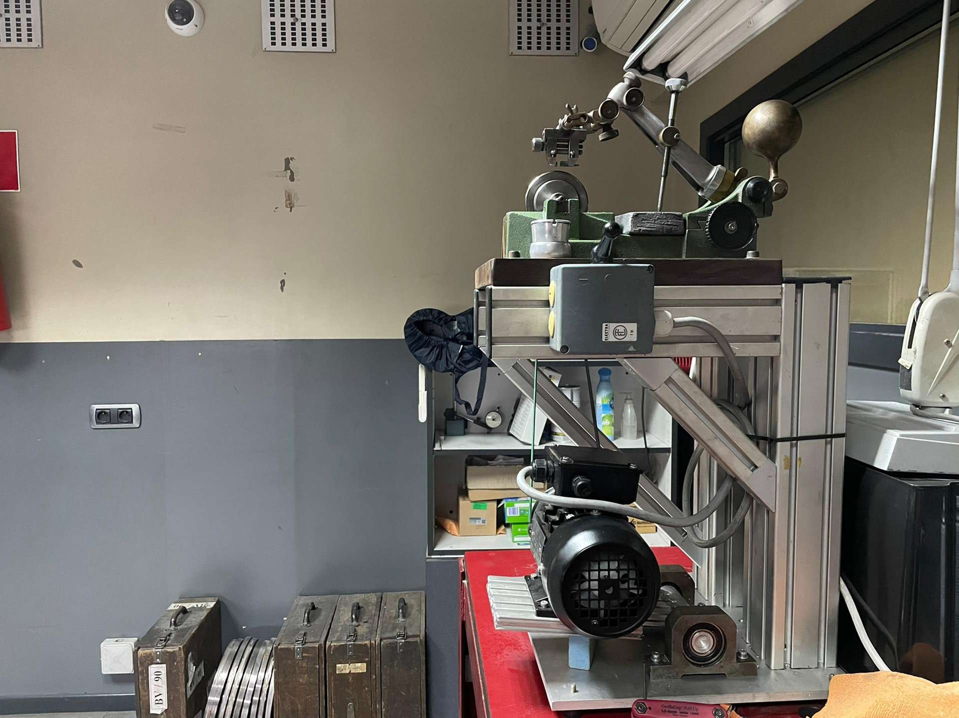 Factory setup diamond polishing
